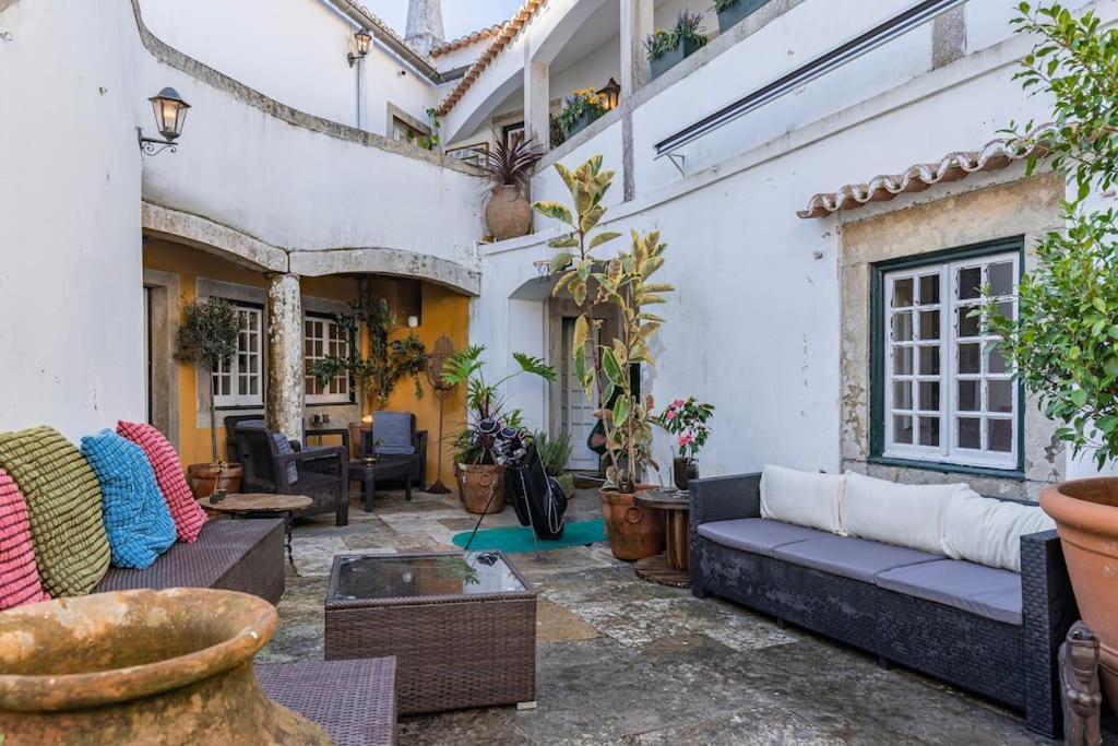 Unique Luxurious 17-Century Smart Chapel In Historical Center - Sintra Wow Villa Exteriör bild