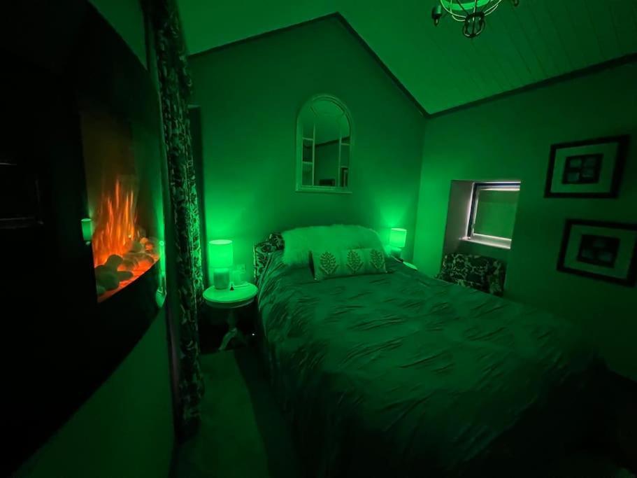 Unique Luxurious 17-Century Smart Chapel In Historical Center - Sintra Wow Villa Exteriör bild