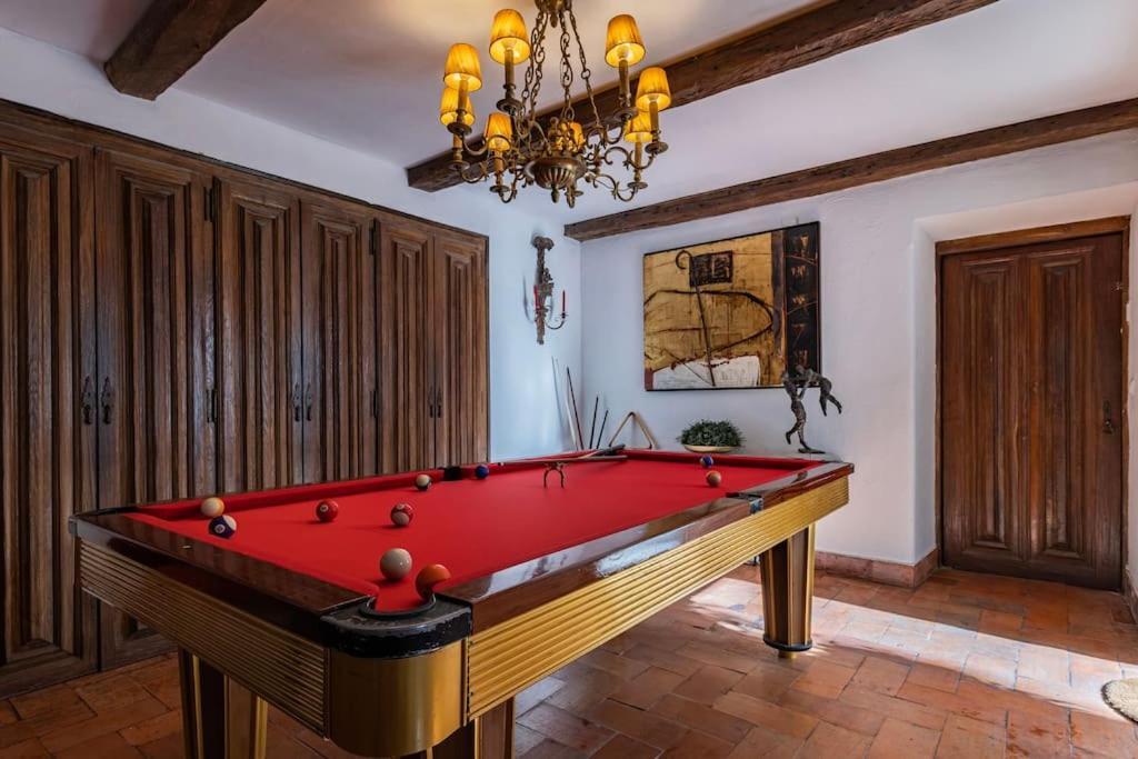 Unique Luxurious 17-Century Smart Chapel In Historical Center - Sintra Wow Villa Exteriör bild